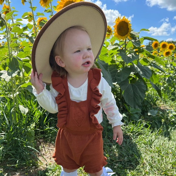 Meet your Posher, Cierra - Picture 4 of 6